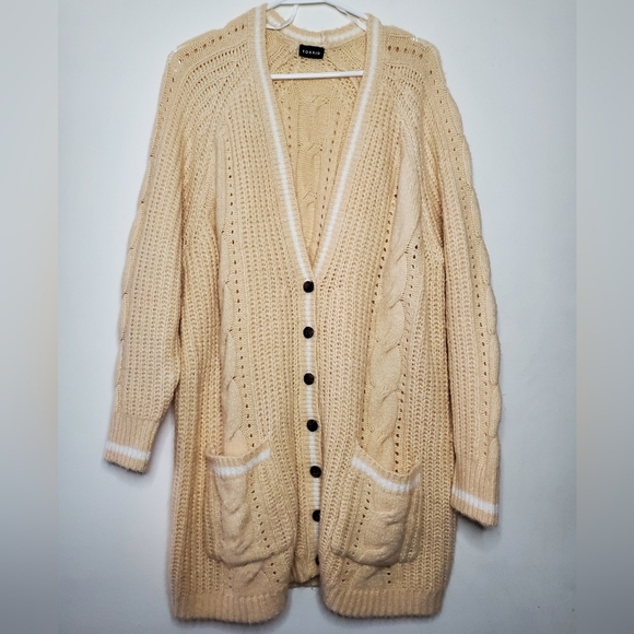 Torrid Cableknit Boyfriend Cardigan Size 2 - Picture 5 of 13